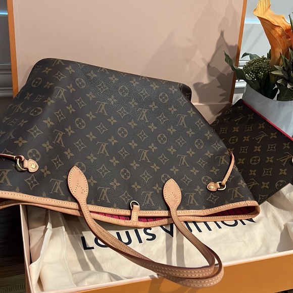 LV Neverfull bag - Picture 8 of 9